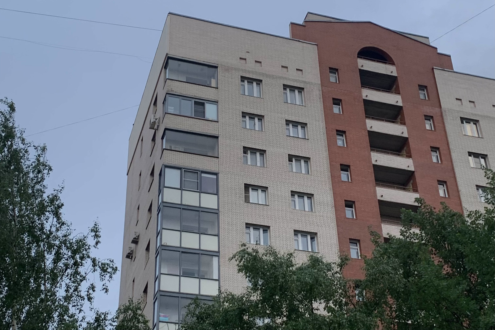 Дом с аркой